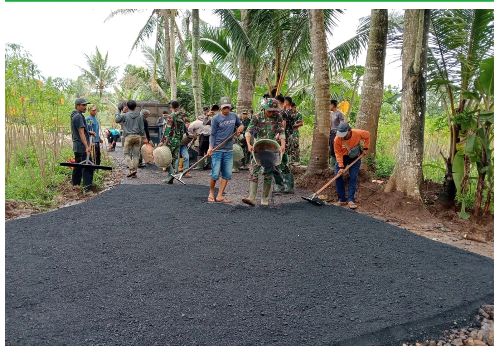 Sadgas TMMD Ke 127 Kodim 0602/Serang Terus kebut Pembangunan Jalan Jelang Penutupan
