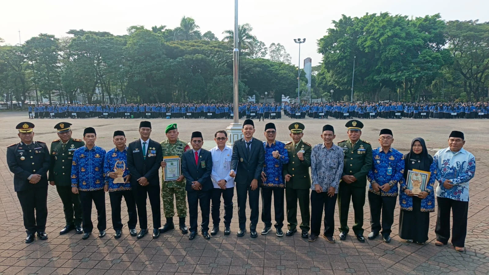 Kodim 0602/Serang dan Pemkot Serang Serahkan Penghargaan Pemenang Kampung Pancasila