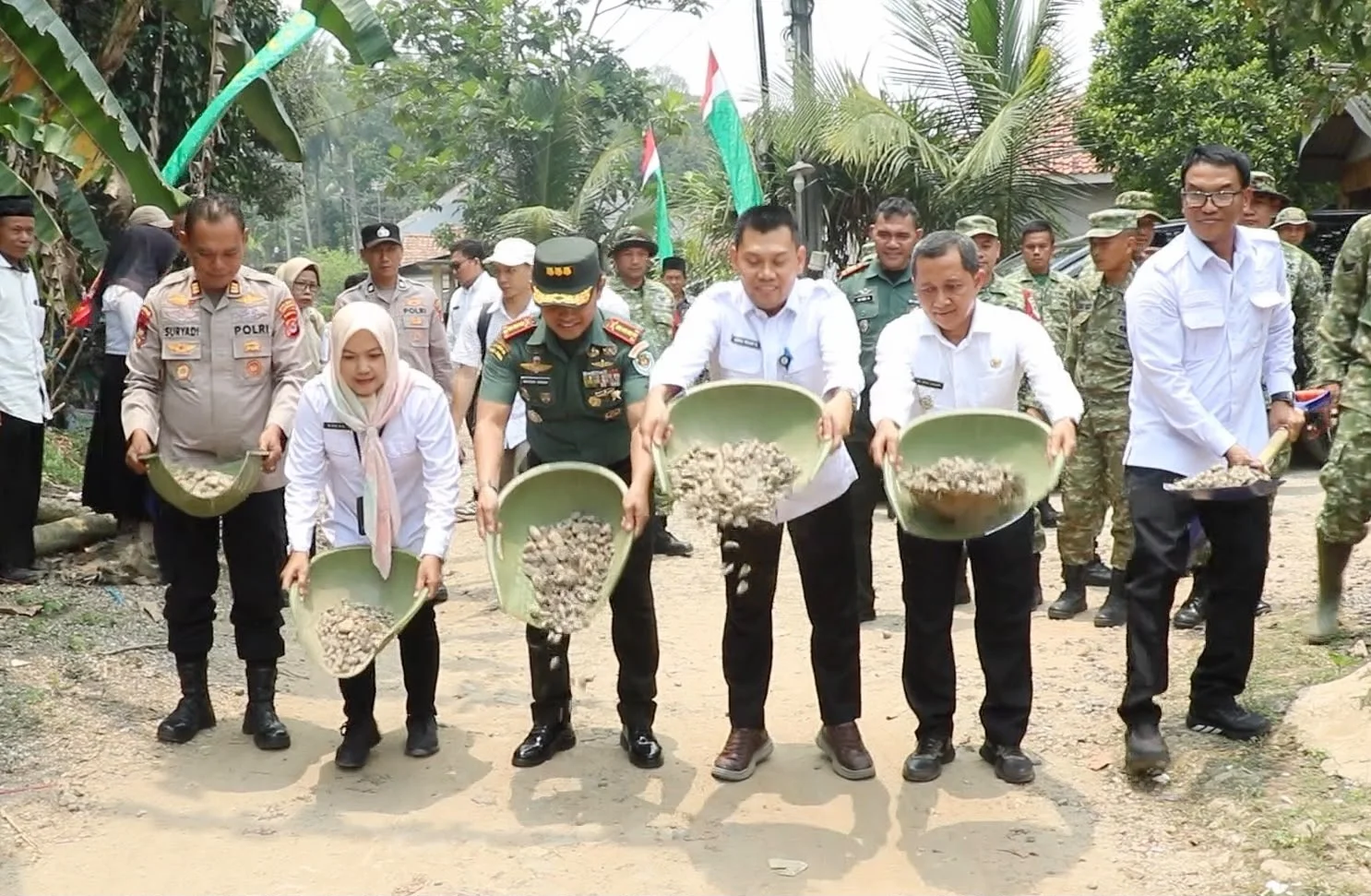 Wujudkan Integrasi Data dan Informasi di Lingkungan TNI AD, Disinfolahtad Gelar Seminar Teknologi Informasi